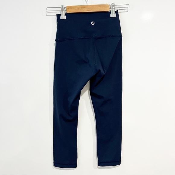 Lululemon Wunder Under Crop (Hi-Rise) *Full-On Luxtreme 21" - Picture 5 of 9